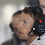 Jenson Button a nők védelmében szólt vissza egy nőnek