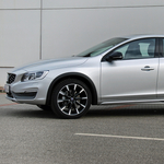 Volvo S60 Cross Country-teszt: limuzin gólyalábon