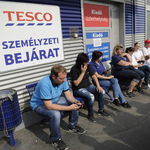 Tesco-sztrájk: megijedtek a munkáltatók, indul a bérverseny