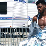 Vajon hová sorolná a homofóbtörvény Lil Nas X outfitjét?