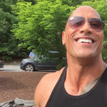 Sokkoló fotóval verte át rajongóit Dwayne Johnson