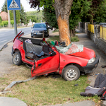 "Könyörögtem neki, de nem engedett kiszállni" – megszólalt a győrújfalui baleset egyik sérültje