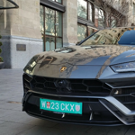 Így dolgozik egy magyar carspotter, aki Lambók, Ferrarik után nyomoz