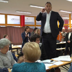 "Én laktam ilyen helyen" - Orbán panelben nosztalgiázott - fotó, videó