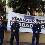 Sükösd Miklós: Minek nevezzelek? Legyen betiltási törvény vagy kusstörvény az „átláthatósági” helyett