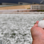 Golflabda nagyságú jég verte szét Canberrát – videó