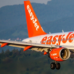 Az EasyJet azt kéri az utasoktól, hogy a repülés előtti napon adják le a csomagjaikat a reptereken