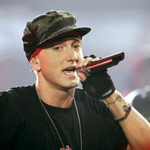 Eminem lett az év előadója a Billboard-gálán