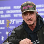 Sean Penn lesz az egyik főszereplője az ukrajnai háborúról szóló filmsorozatnak