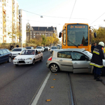 A 24-es villamos elé kanyarodott egy autó, itt is pótlóbuszra volt szükség – fotó