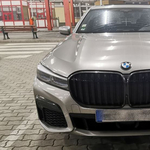 25 milliós, lopott 7-es BMW-vel próbálkoztak átjutni Nagylaknál