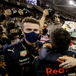 Az F1-es szezon utolsó körének minden drámája ott volt a Red Bull-szerelők arcán