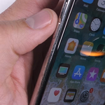 Égették, karcolták, fagyasztották: így feszegették az iPhone X határait