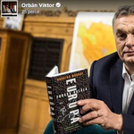 Könyvajánlóval jelentkezett Orbán Viktor