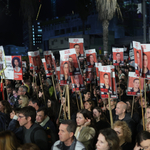 A gázai túszok hozzátartozói megrohamozták az izraeli parlamentet