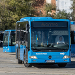 Miért van az, hogy bizonyos buszokon Budán még elsőajtós a felszállás, de Pestre érve már nem?