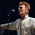 Két napja avatták fel, de máris megrongálták a David Bowie-szobrot