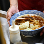 Ingyen ramen levessel bírják szavazásra a fiatalokat Japánban