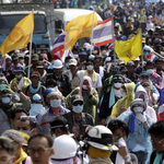 Thaiföldön is a kormány ellen tüntetnek