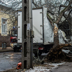 Fotók: Súlyos balesetek történtek a napokban Budapest-szerte