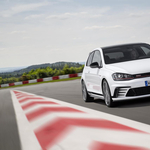 A gyűjtők kedvence lesz a jubileumi Volkswagen Golf GTI