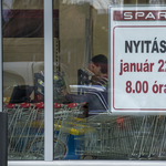 Így cselezi ki a kormányt a Spar