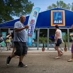 Logót vált az Aldi, a magyar cégért is lecserélik