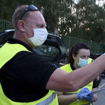 Bulizó fiatalok terjesztik a koronavírust Szerbiában