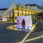 Széll Kálmán tér by night