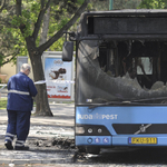 Fotók: Teljesen kiégett egy 26-os busz a Margitszigeten