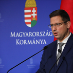 Mást mond a semlegességről Gulyás Gergely, mint Lázár János