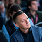 Nőnapi csokrokra 3,5 milliót költött Rogán minisztériuma, a Navracsics-tárca ugyanennyiért vett rejtjelező készüléket