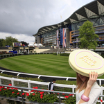 Extrém kalap kollekció az Ascot Derby-n