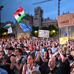 Ez a magyar polgári demokrácia halálos ítélete, és rajta Orbán Viktor aláírása - ilyen volt a  Kossuth téri tüntetés