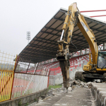 Már ütik szét a Diósgyőr stadionját - fotó