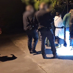 Fogva tartottak egy 89 éves nőt, majd eladták az óbudai lakását, most a rendőröknek magyarázkodhatnak