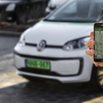 Féláron parkolhatnak a fővárosban a benzines carsharing autók