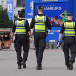 Rálőttek egy csákánnyal fenyegetőző férfira a lengyel-holland meccs előtt Hamburgban