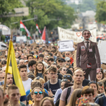 Ha már az állami szerveken nem mennek át a kérdéseik, a diákok maguk rakják össze a saját oktatási népszavazásukat