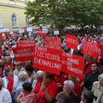 Tüntetés Miskolcon: "ennyi fizetésből éhen halunk"