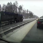 Vadul előzött az orosz BMW-s, komoly balesetet okozott – videó