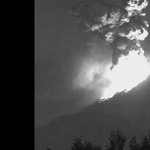 Kitört a Popocatepetl, hamu borította be Pueblát - videó