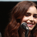 Megszületett Lily Collins első gyermeke