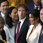 Hiába a millió dolláros hűségeskük, Trump folytatja Biden hadjáratát a Google és a Facebook ellen