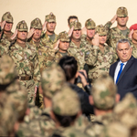 Nem tolonganak az adományozók, hogy „vásárolható” főtiszti rangot kapjanak Szalay-Bobrovniczky minisztertől