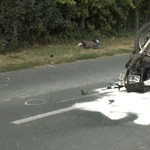 Kisteherautónak csapódott és szörnyethalt egy 24 éves motoros