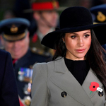 Meghan Markle is úgy utazik, mint bárki más, csak épp a királynővel