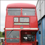 Routemaster: visszatértek a régi piros buszok Londonba