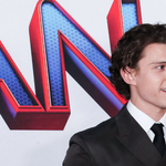 Éles szemű netezők szerint Tom Holland eljegyezhette Zendayát