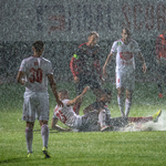 Már szotyizni is tilos a stadionokban